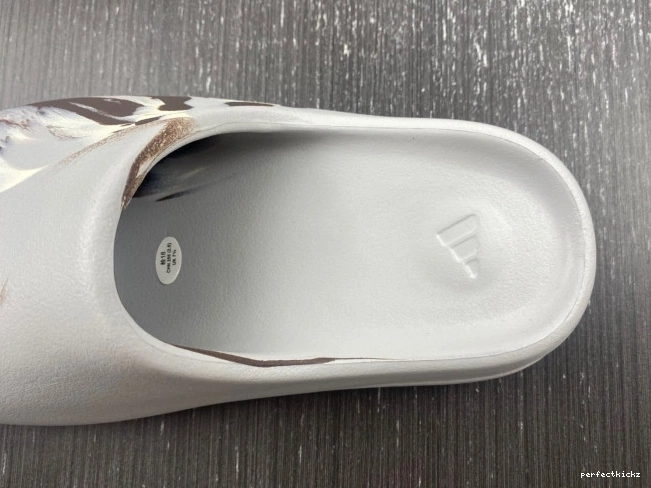 GZ5553 Slide Yeezy Adidas 0711